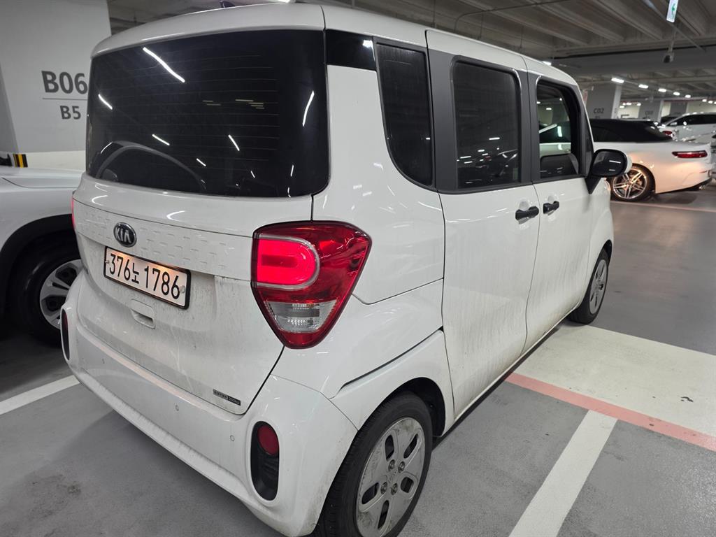 KIA Ray - Vista 4