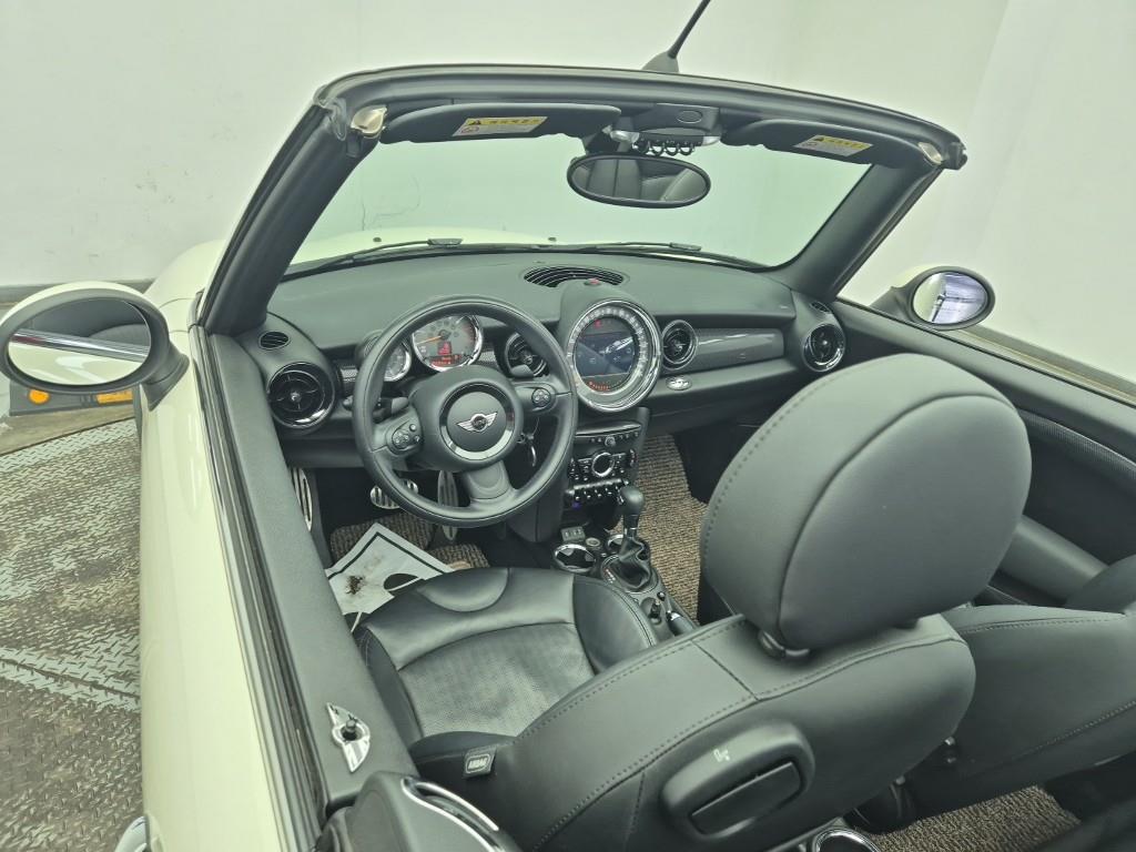 Mini Cooper Convertible - Vista 5