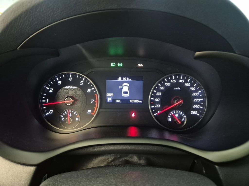 KIA Stinger - Vista 6