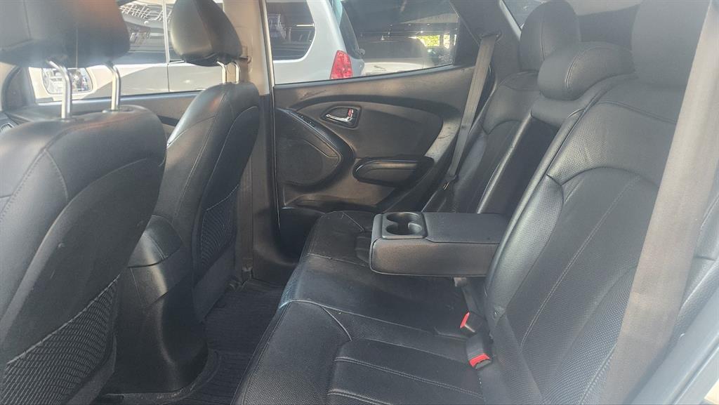 HYUNDAI Tucson 2011 Blanco - Importación desde Corea - HF Imports Iquique - Foto 17