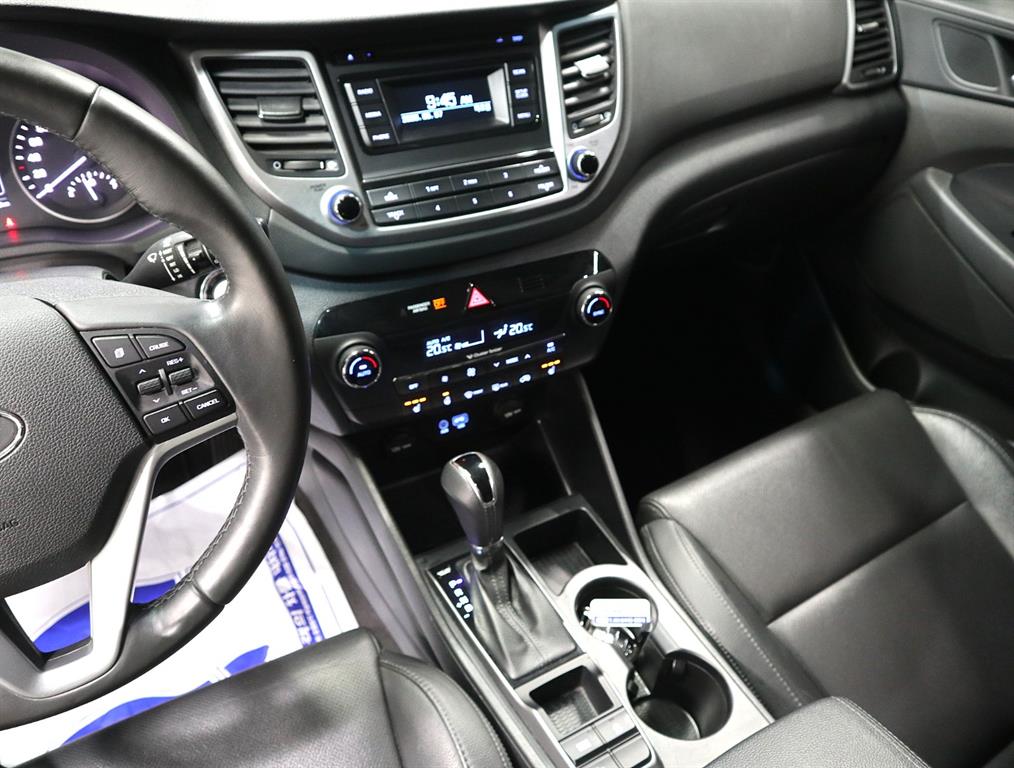 HYUNDAI Tucson - Vista 10