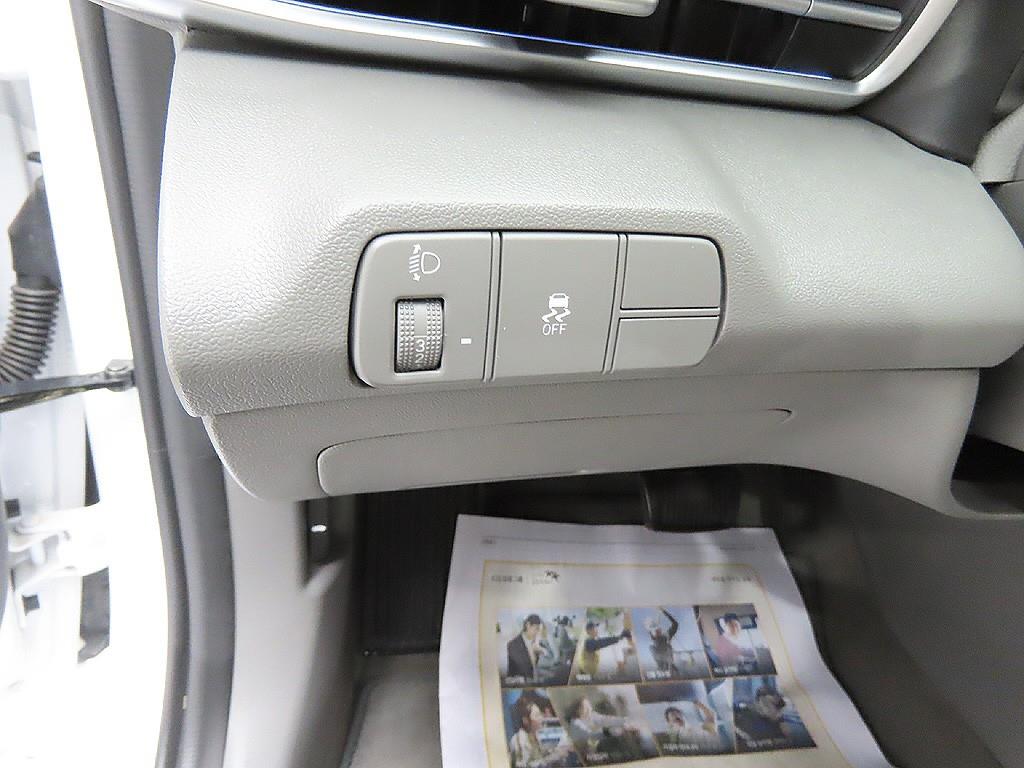 HYUNDAI Avante 2024 Blanco - Importación desde Corea - HF Imports Iquique - Foto 12
