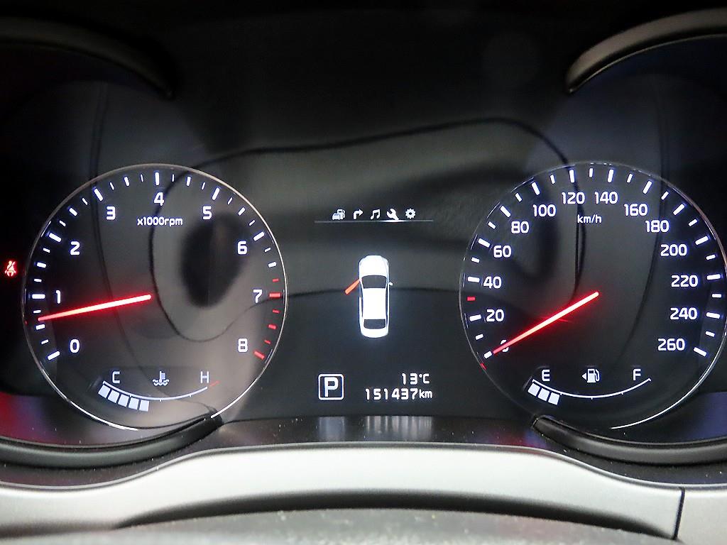 KIA K9 - Vista 8