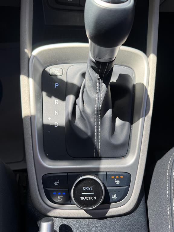 HYUNDAI Venue - Vista 12