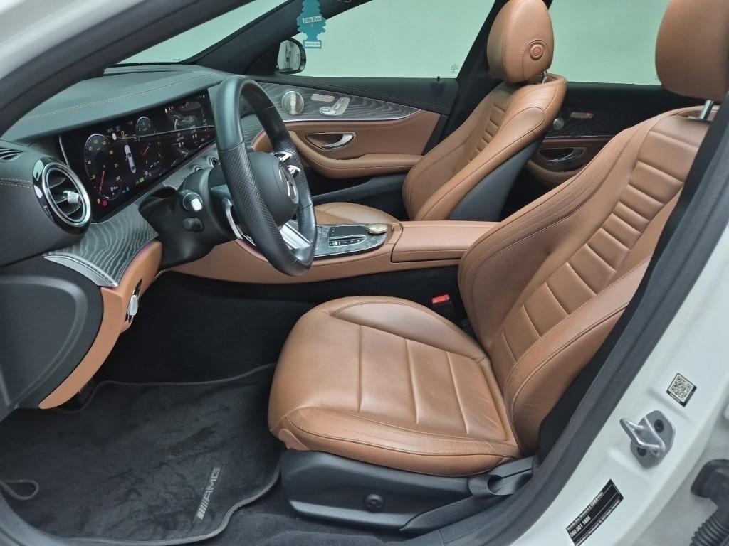 Mercedes Benz E class - Vista 11