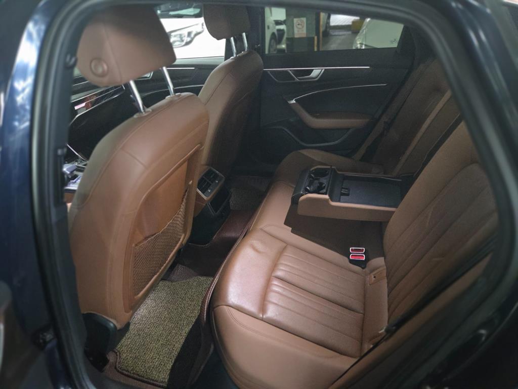 Audi A6 - Vista 6