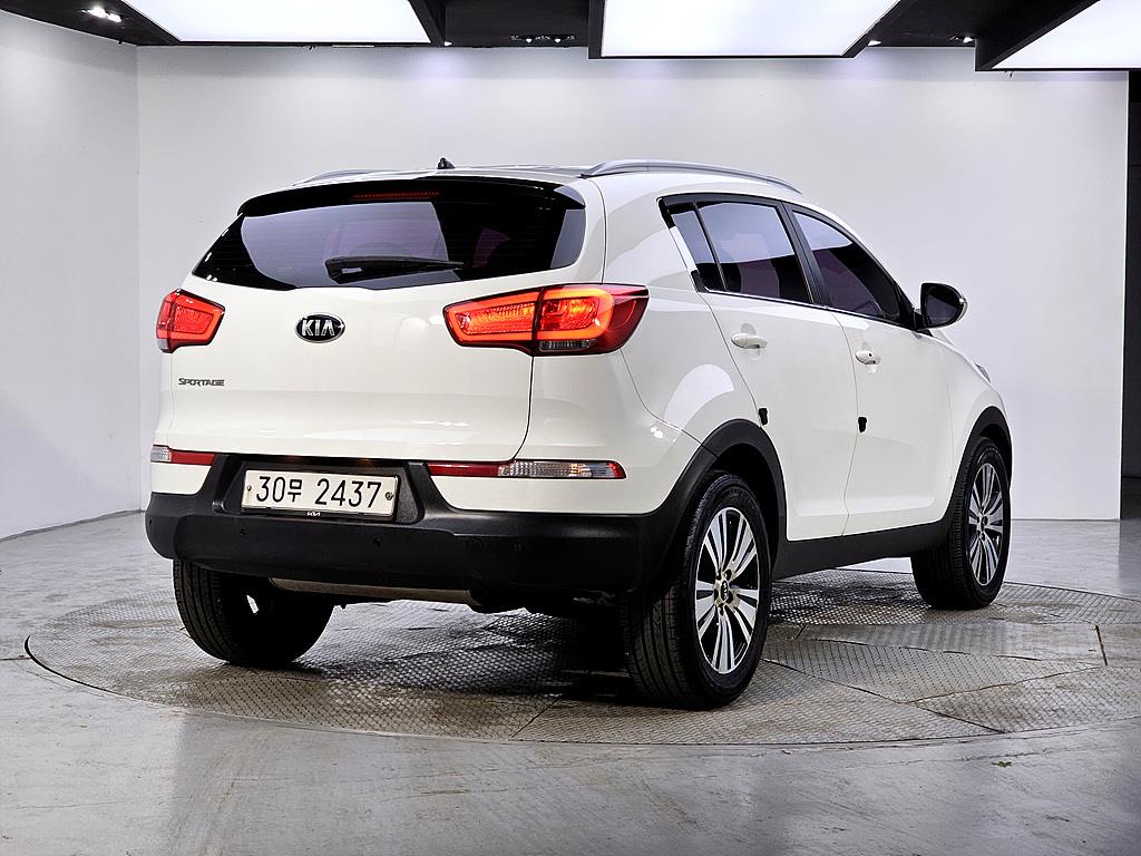 KIA Sportage - Vista 4
