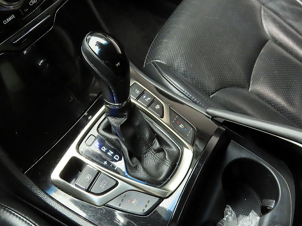 HYUNDAI Grandeur - Vista 10