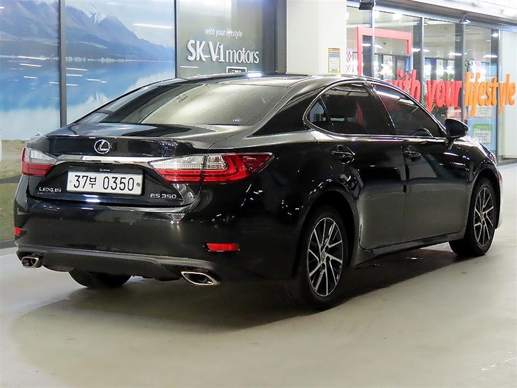 Lexus ES - Vista 4