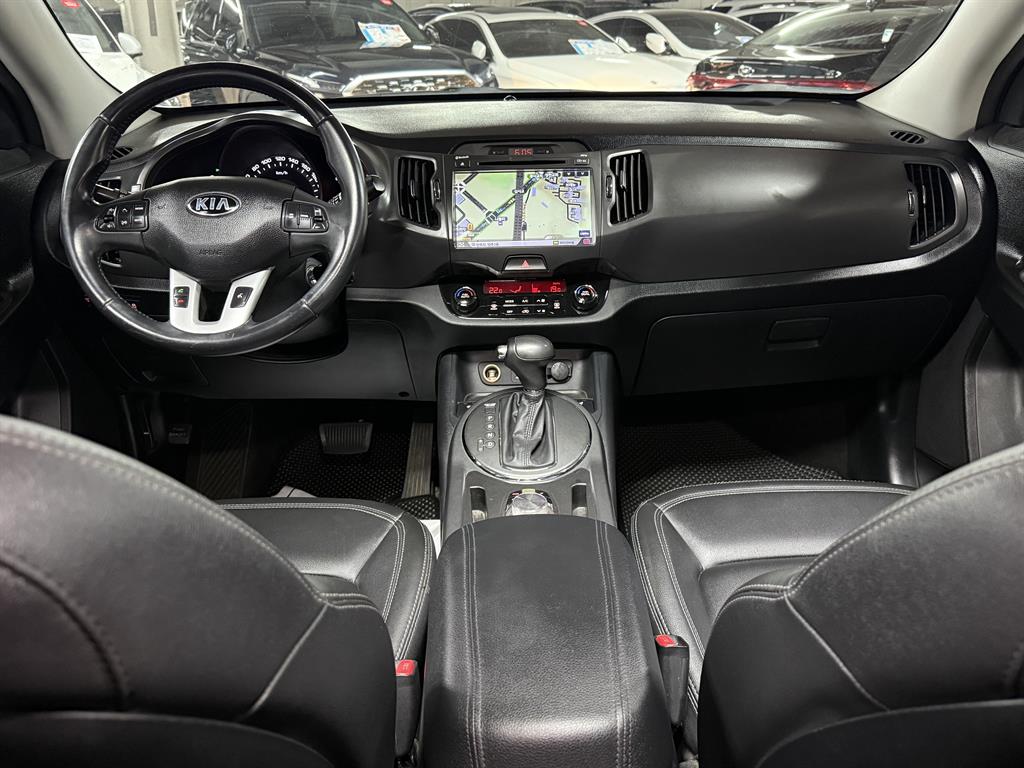 KIA Sportage - Vista 8