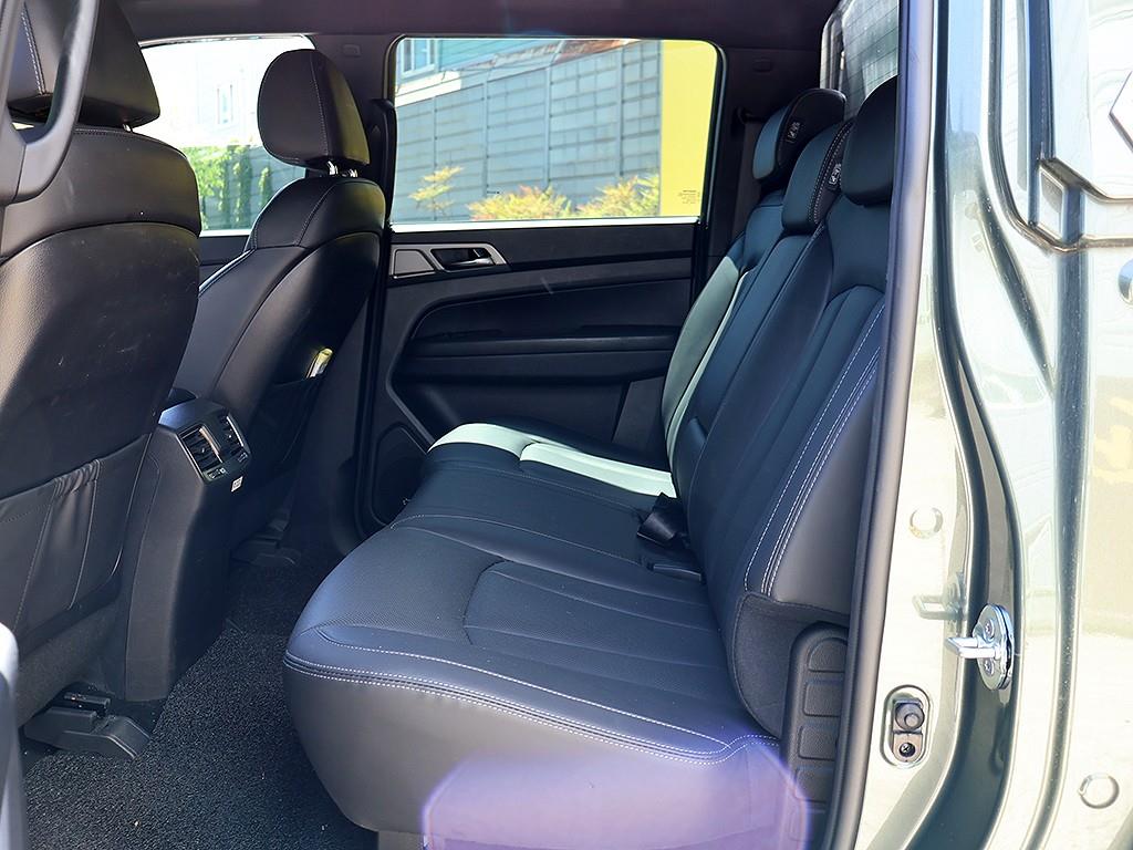 Ssangyong Rexton 2024 Verde - Importación desde Corea - HF Imports Iquique - Foto 13