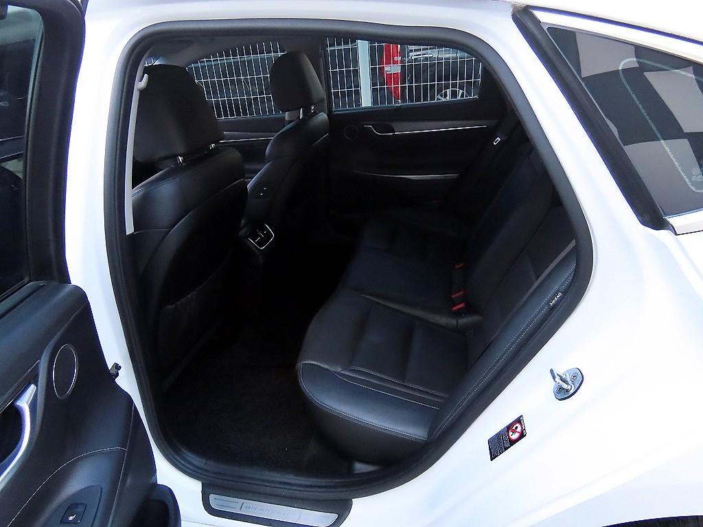 HYUNDAI Grandeur - Vista 6