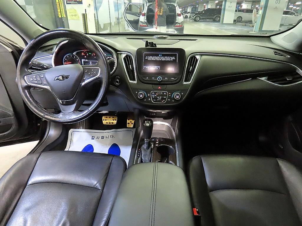 Chevrolet Malibu - Vista 10