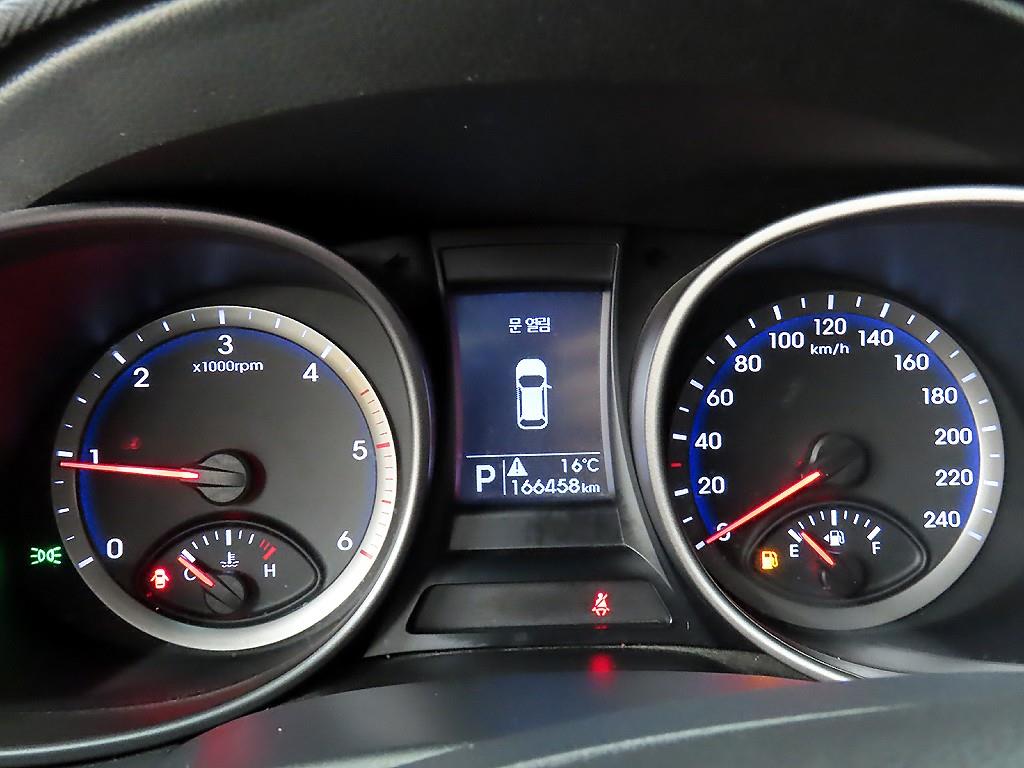 HYUNDAI Santa Fe - Vista 8