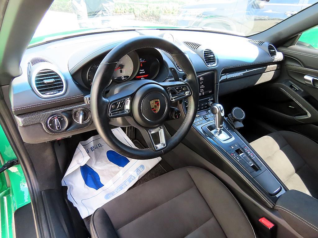Porsche 718 - Vista 11
