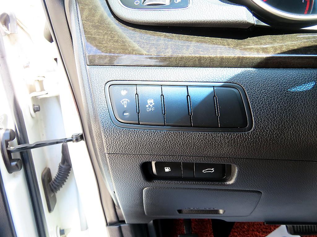 KIA K7 - Vista 12