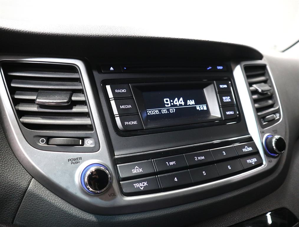 HYUNDAI Tucson - Vista 11