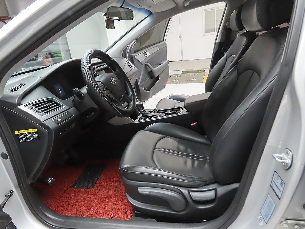 HYUNDAI Sonata 2016 Gris - Importación desde Corea - HF Imports Iquique - Foto 12