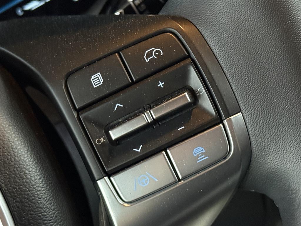 HYUNDAI Casper - Vista 12