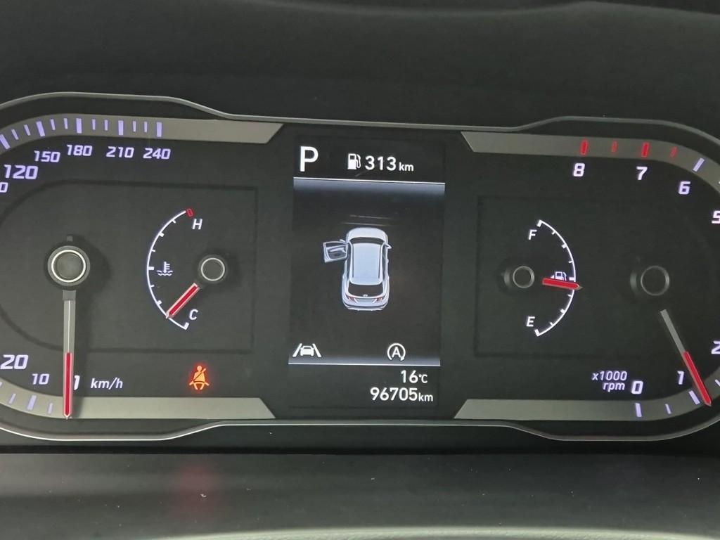 HYUNDAI Tucson - Vista 5