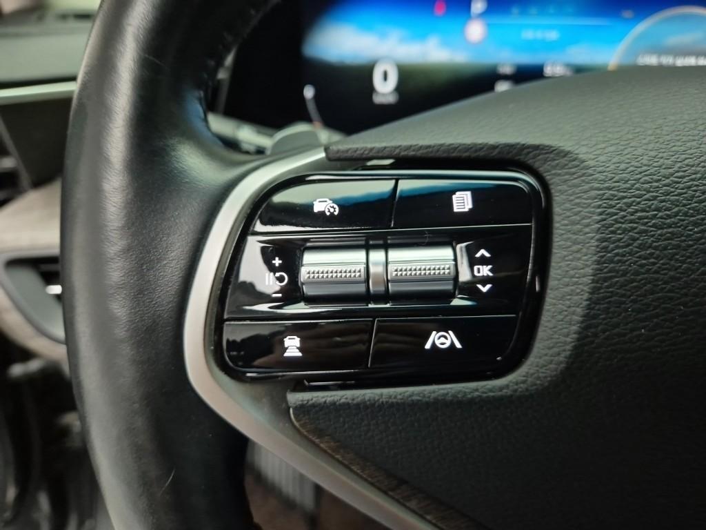 KIA K8 - Vista 7