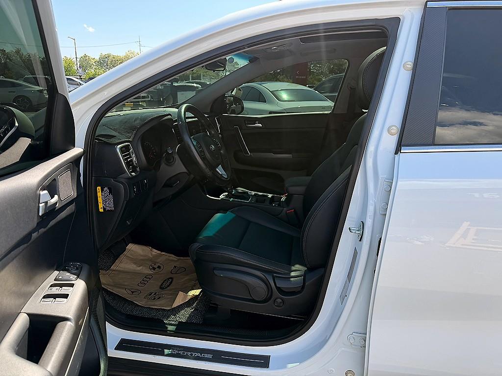 KIA Sportage - Vista 6