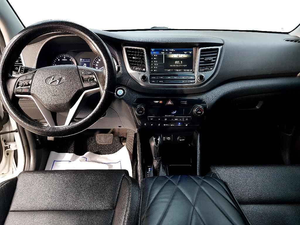 HYUNDAI Tucson - Vista 5
