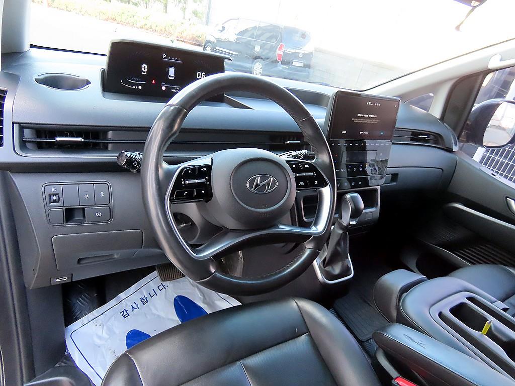 HYUNDAI Staria - Vista 7