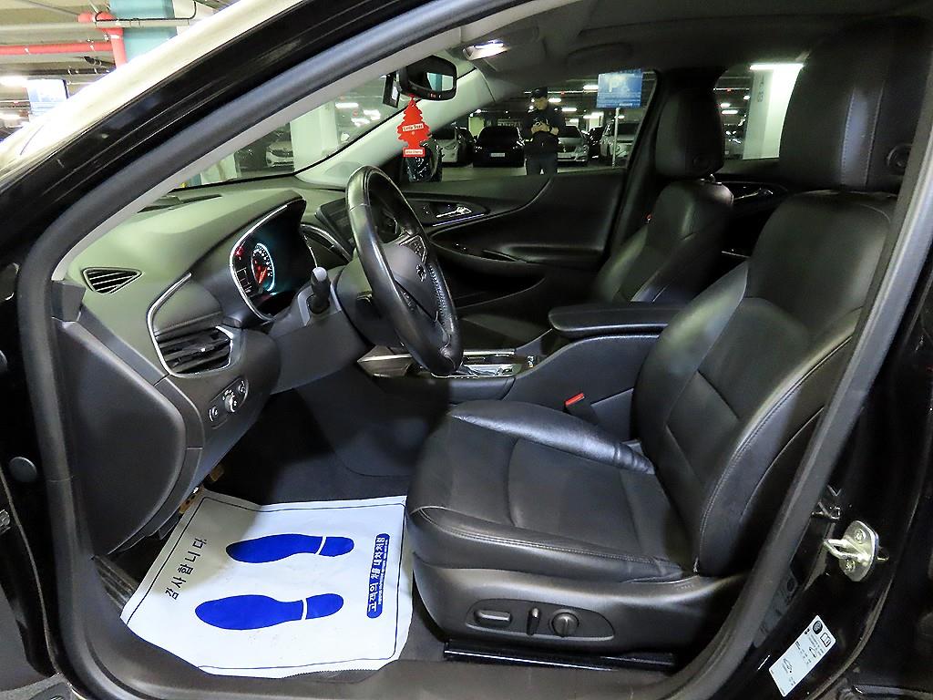 Chevrolet Malibu - Vista 6