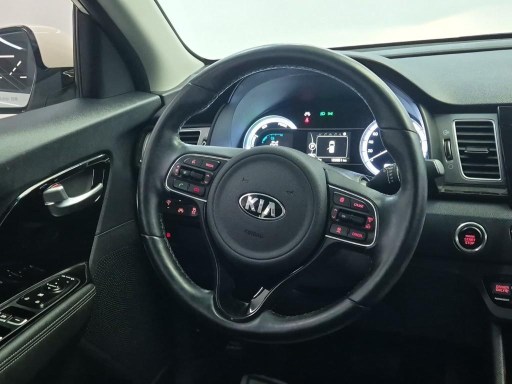 KIA Niro - Vista 8
