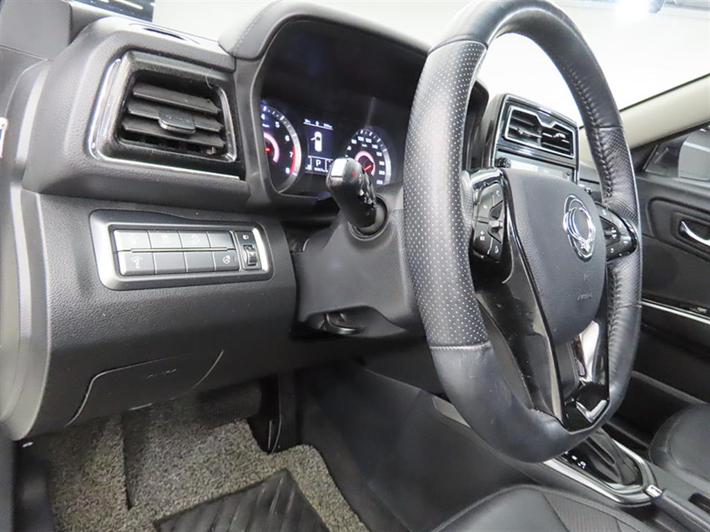 Ssangyong Tivoli 2020 Blanco - Importación desde Corea - HF Imports Iquique - Foto 13