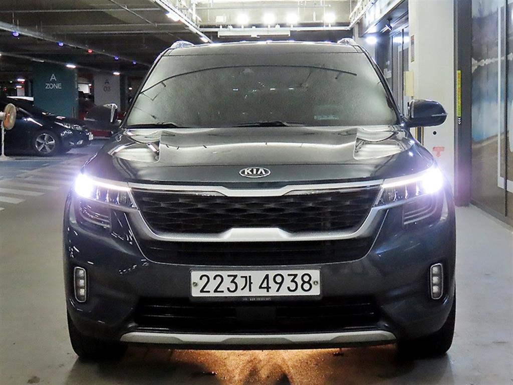 KIA Seltos - Vista 2
