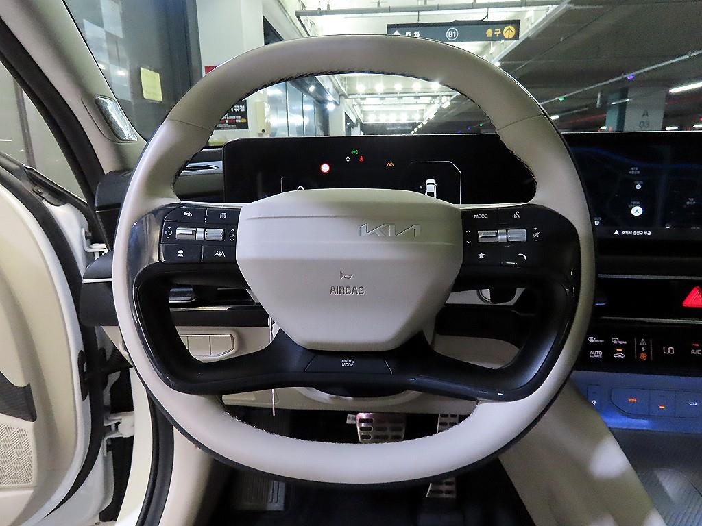 KIA K8 - Vista 8