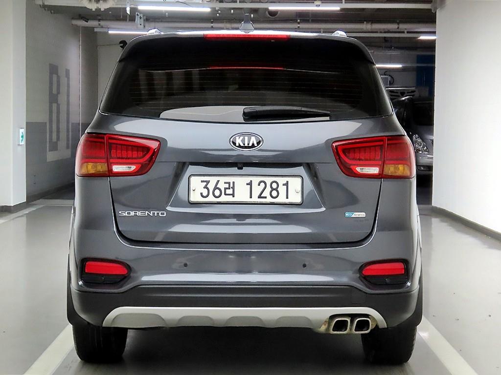 KIA Sorento - Vista 3