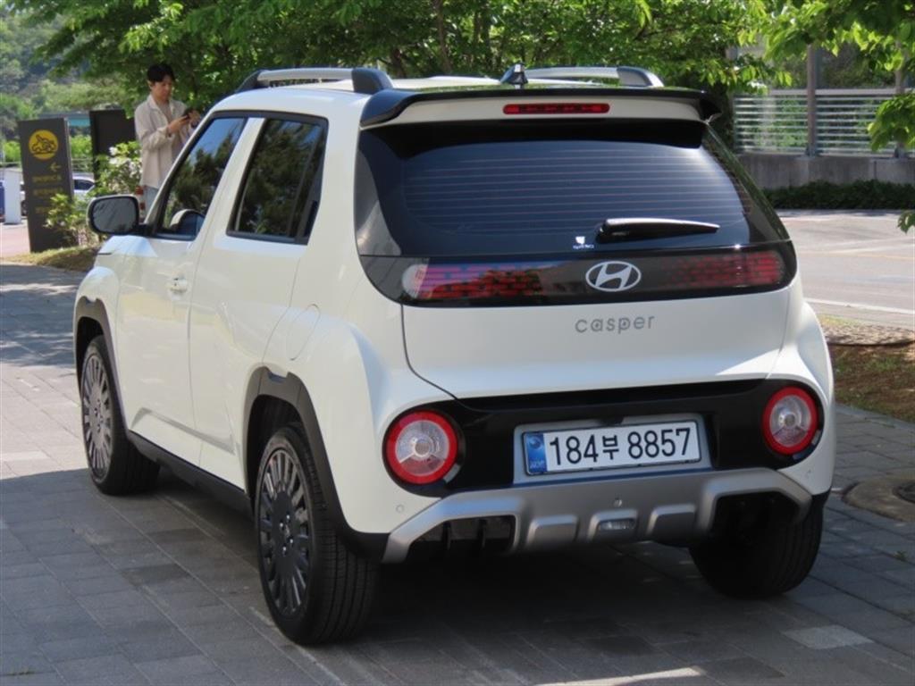 HYUNDAI Casper - Vista 7
