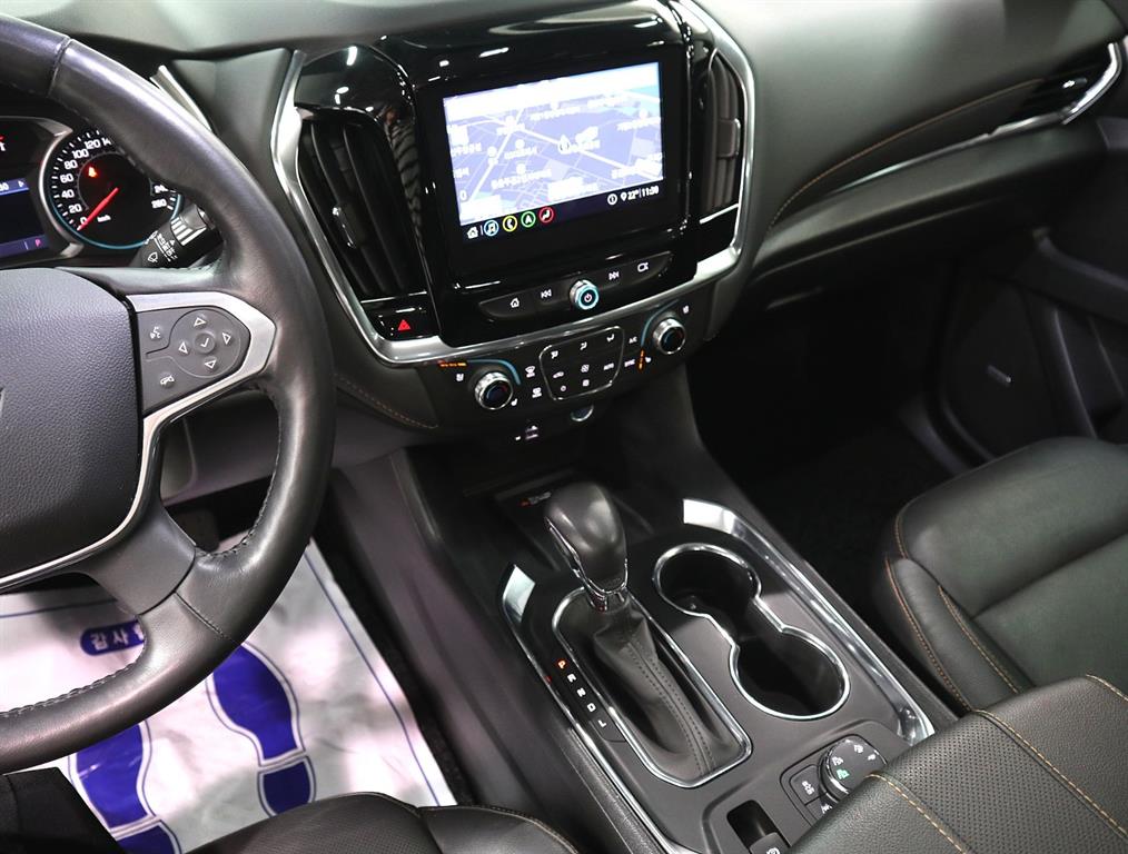 Chevrolet Travers - Vista 11