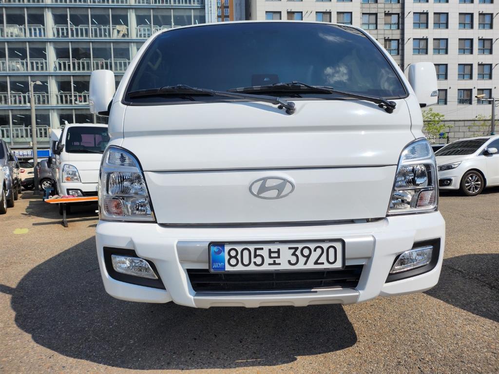 Small Truck Cargo (small) 2025 Blanco - Importación desde Corea - HF Imports Iquique - Foto 1