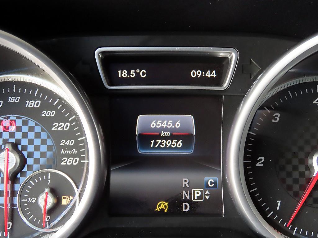 Mercedes Benz GLE Class - Vista 9