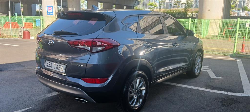 HYUNDAI Tucson - Vista 4