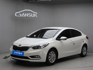 KIA K3 - Vista 4