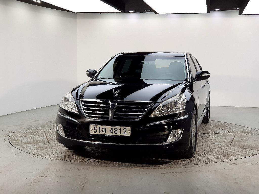 HYUNDAI Equus - Vista 2