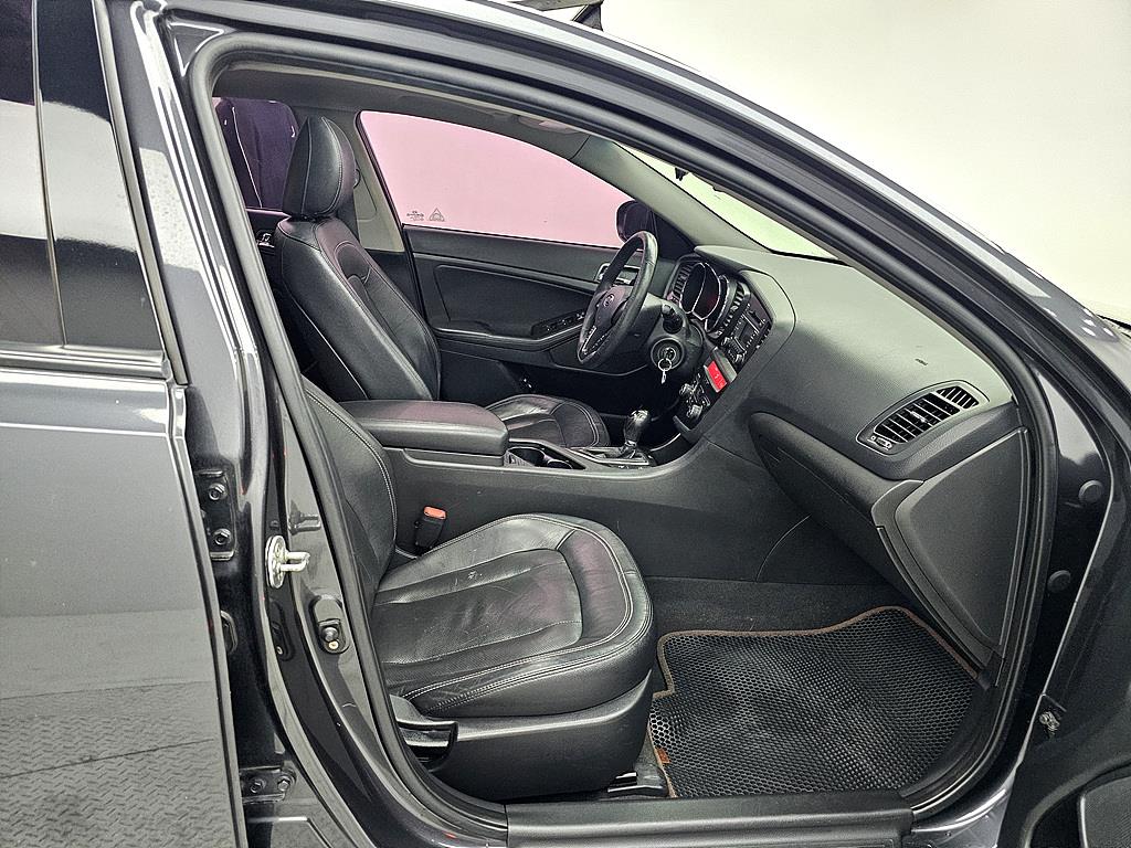 KIA K5 - Vista 11
