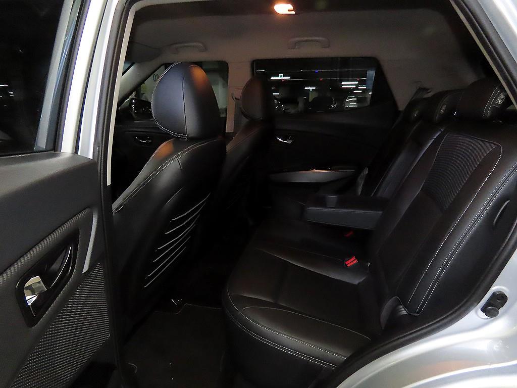 Ssangyong Tivoli - Vista 7