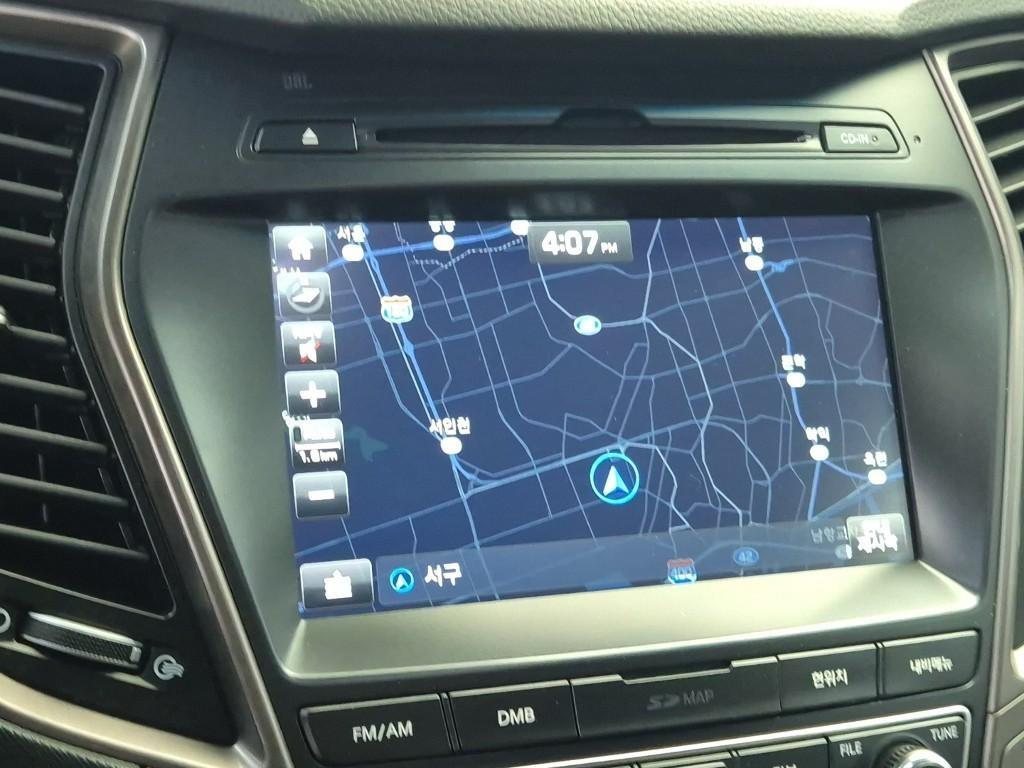HYUNDAI Maxcruz - Vista 12