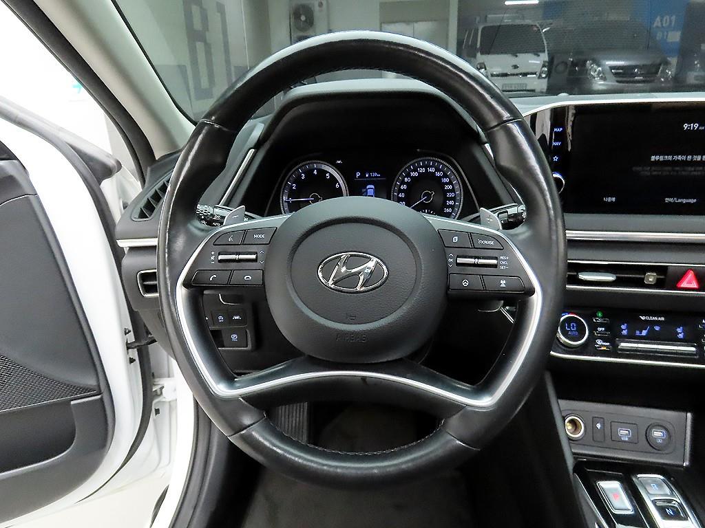 HYUNDAI Sonata - Vista 7