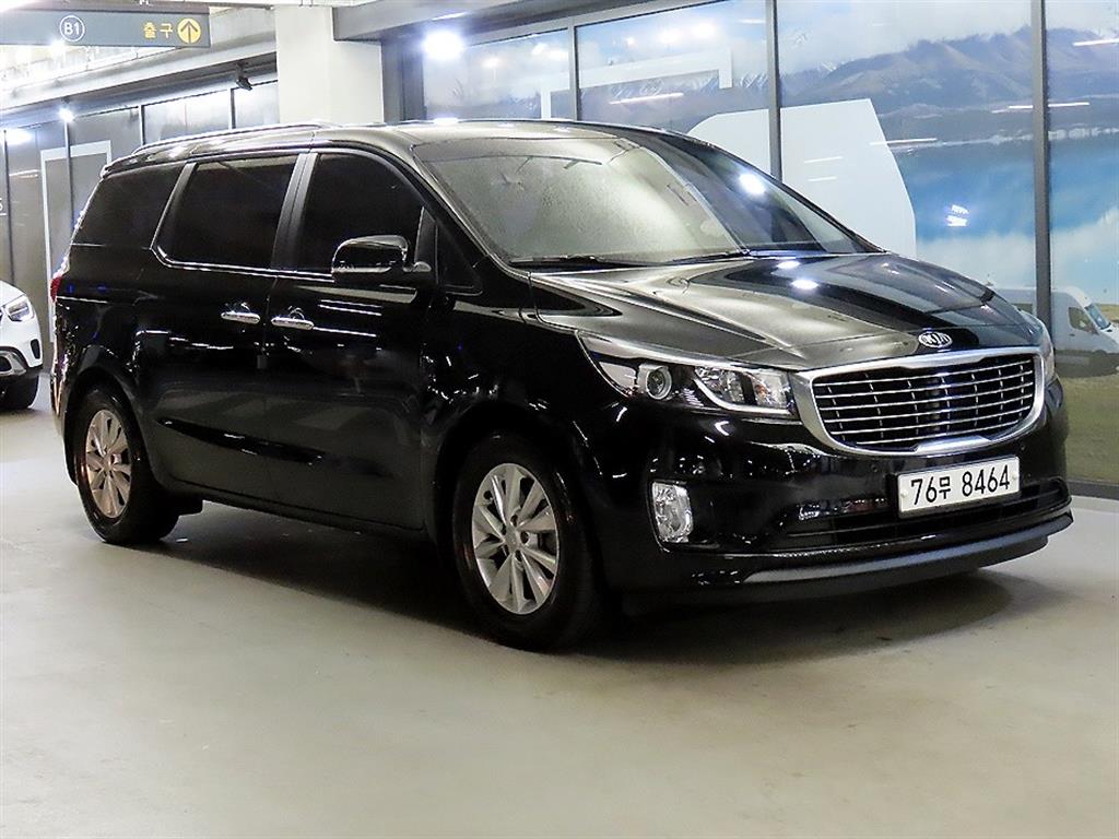KIA Carnival 2016 Negro - Importación desde Corea - HF Imports Iquique - Foto 1