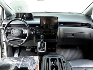 HYUNDAI Staria - Vista 10