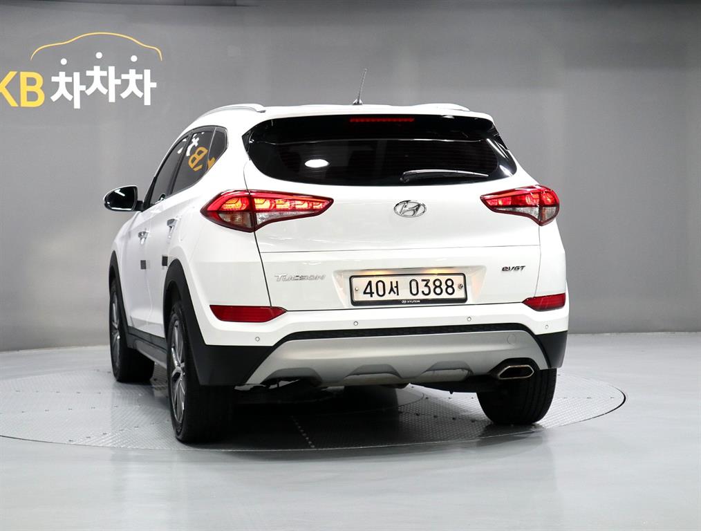 HYUNDAI Tucson - Vista 4
