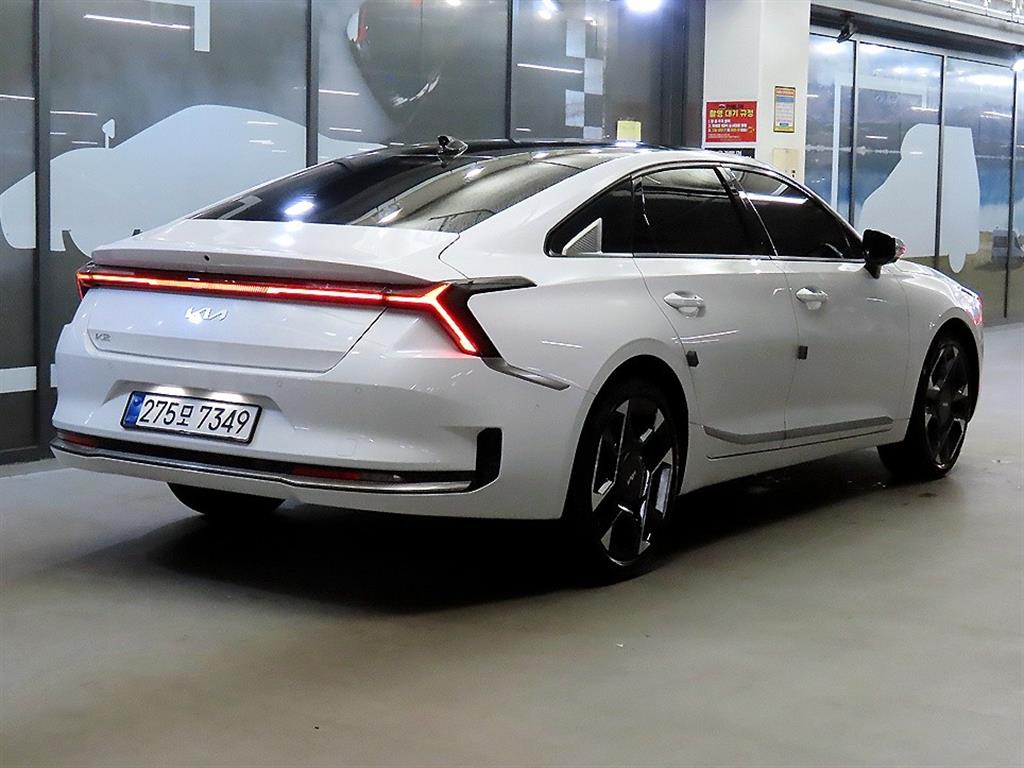 KIA K8 - Vista 4