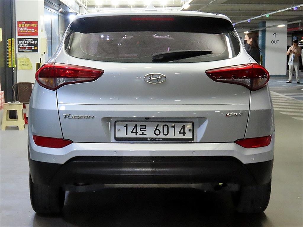 HYUNDAI Tucson - Vista 5